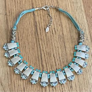 ST. THOMAS Hammered Gold Metal & Sea Green Crystal Rhinestone Statement Necklace